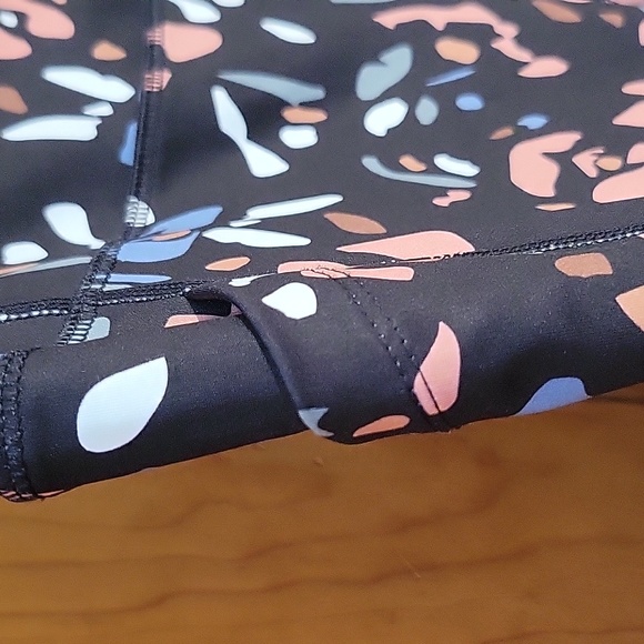 NWOT Avia yago pants. Size XL16-18 Color black . - Picture 4 of 5